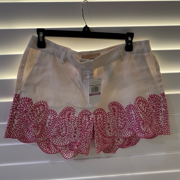 Michael Kors NWT White Shorts with Pink Embroidery Size-6 beautiful embroidery!